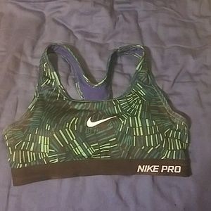 Nike pro dry fit sports bra
